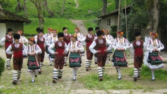 Folklore Dance Ensemble "SIVEK" - Gabrovo - BUŁGARIA