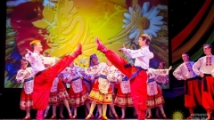 UKRAINA - Kropiwnicki - The dancing theater - On a Visit to Fairy-Tale
